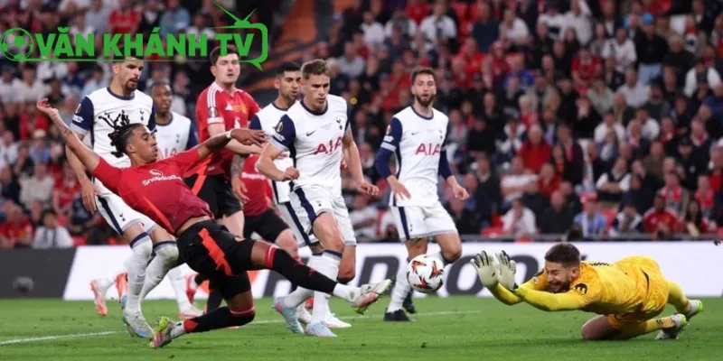 Tottenham Hotspur vs Manchester United - Tottenham Hotspur với lợi thế sân nhà